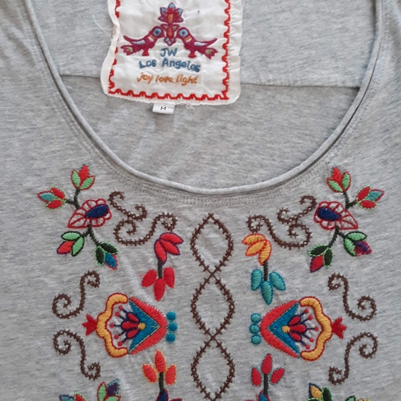 JWLA (Johnny Was)Grey Embroidered Tunic Top - Picture 2 of 6